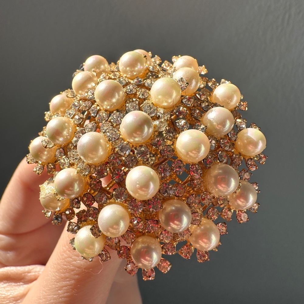 American Vintage Gold and Pearl Brooch